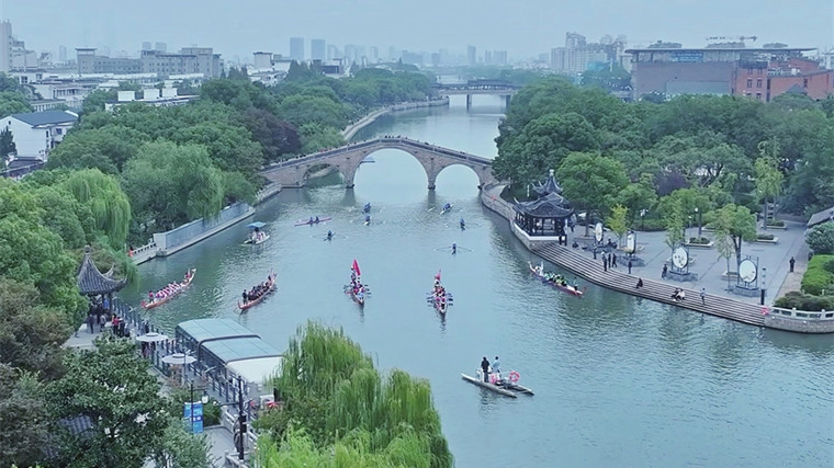 福气之城迎万人徒步嘉年华